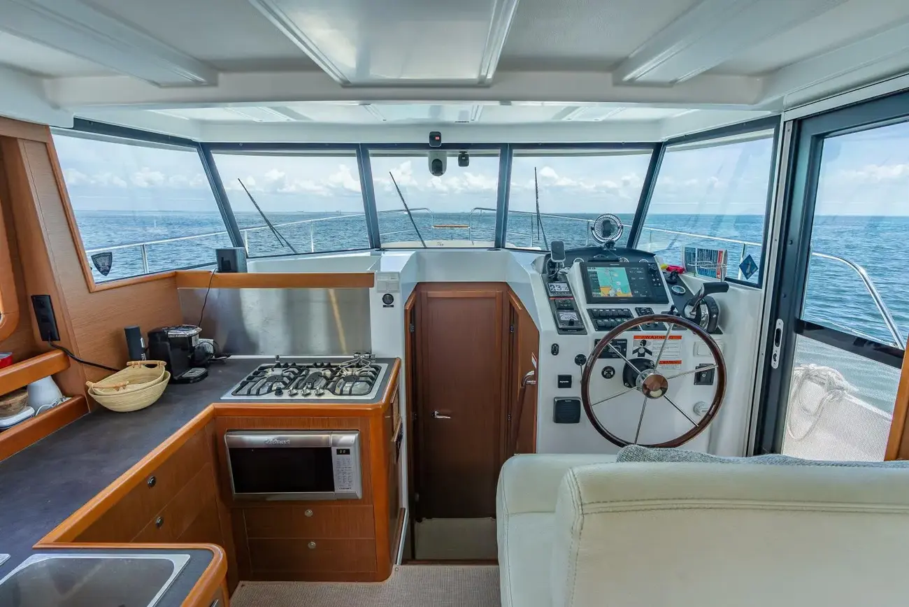 Beneteau Swift Trawler 34 - Image 38