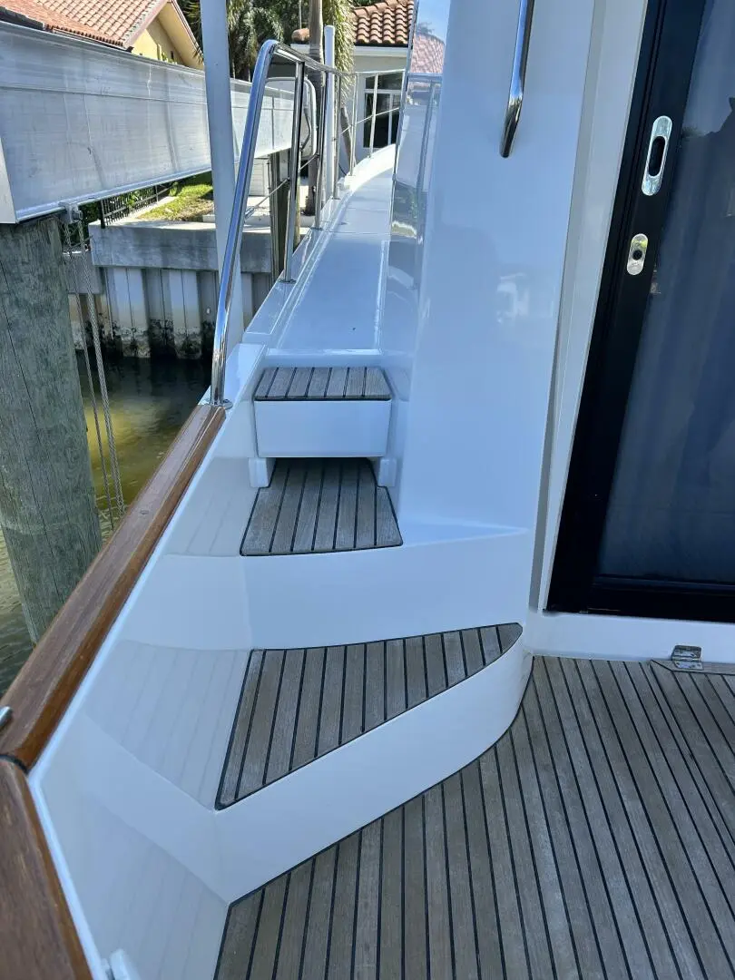 Beneteau Swift Trawler 34 - Image 82