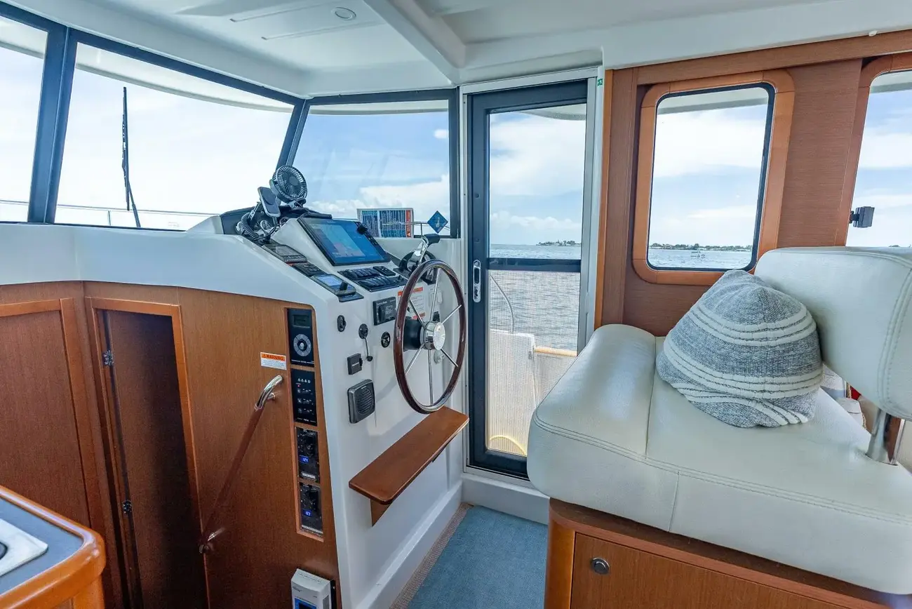 Beneteau Swift Trawler 34 - Image 35
