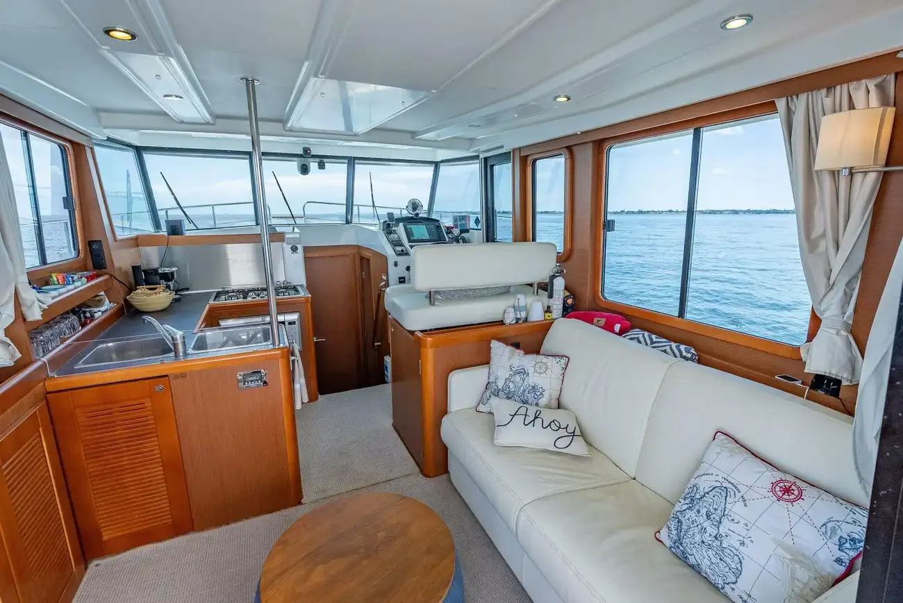 Beneteau Swift Trawler 34 - Image 49
